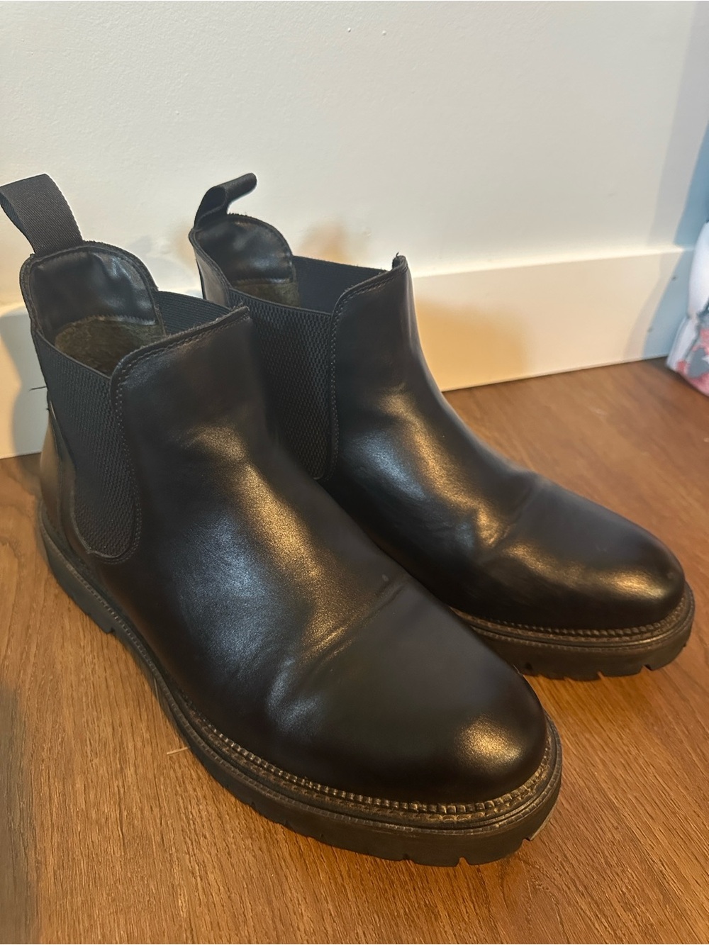 Steve Madden Black Leather Chukka Boots